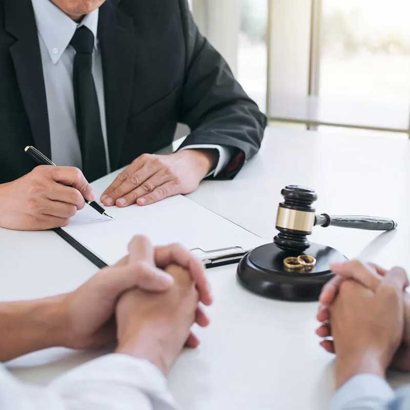 Top 10 Divorce Lawyer in Pimpri Chinchwad